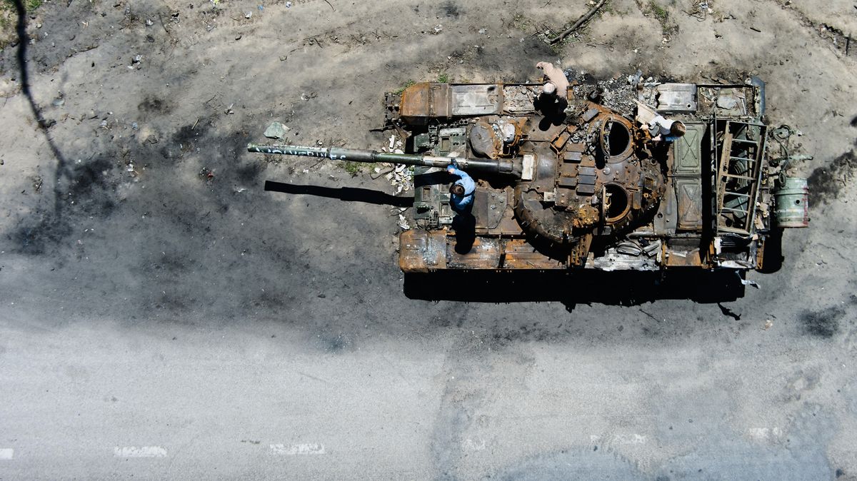 Rusko zničí více tanků, než vyrobí. Na frontu posílá sovětské T-55